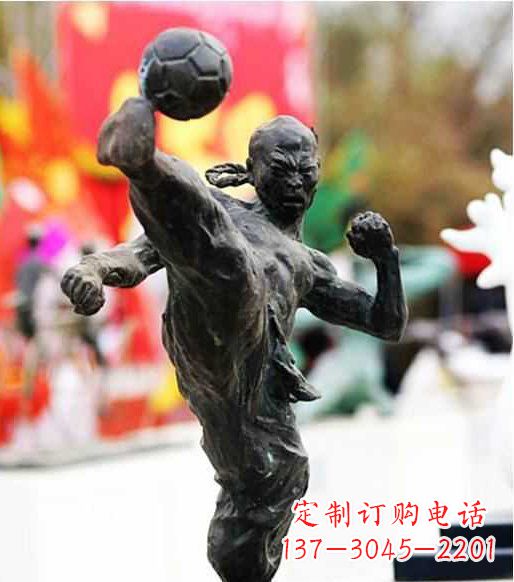 泸州足球雕塑:展现无限自由