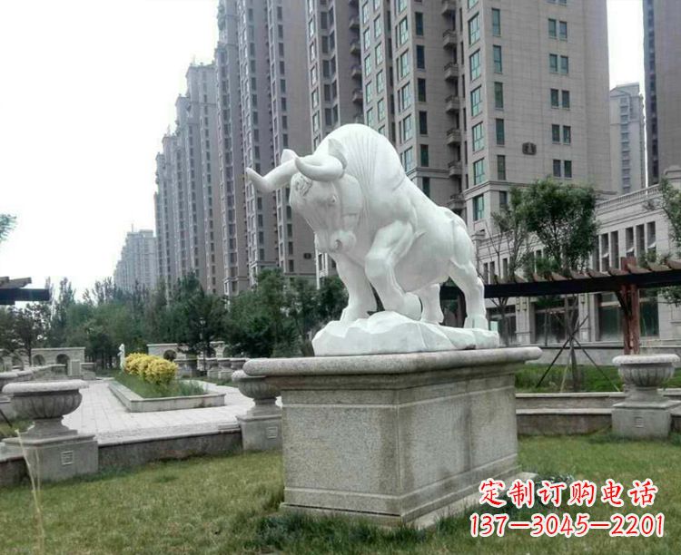 泸州汉白玉开荒牛小区园林动物石雕