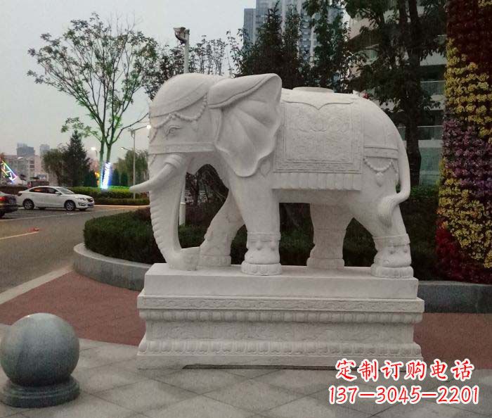 泸州高贵优雅的汉白玉大象雕塑