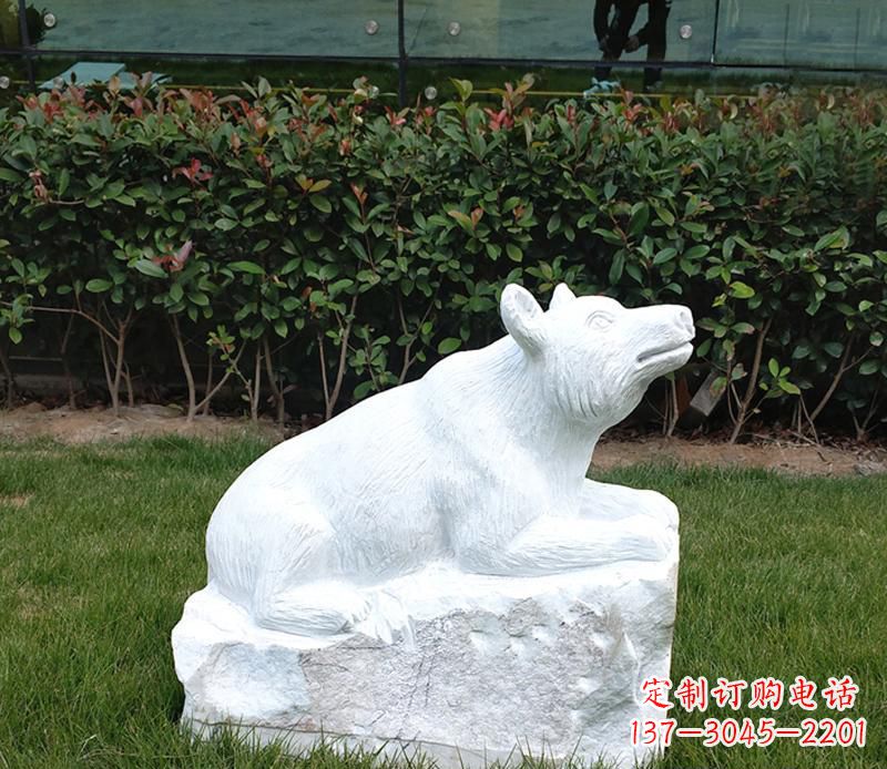 泸州唯美可爱的汉白玉小区动物熊雕塑
