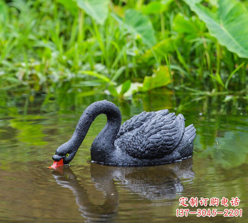 泸州黑天鹅喝水款-池塘水塘装饰动物雕塑摆件