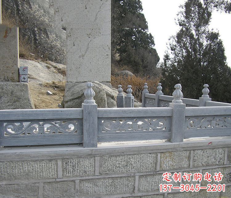 泸州中领雕塑:门神镇守!大理石栏板石雕