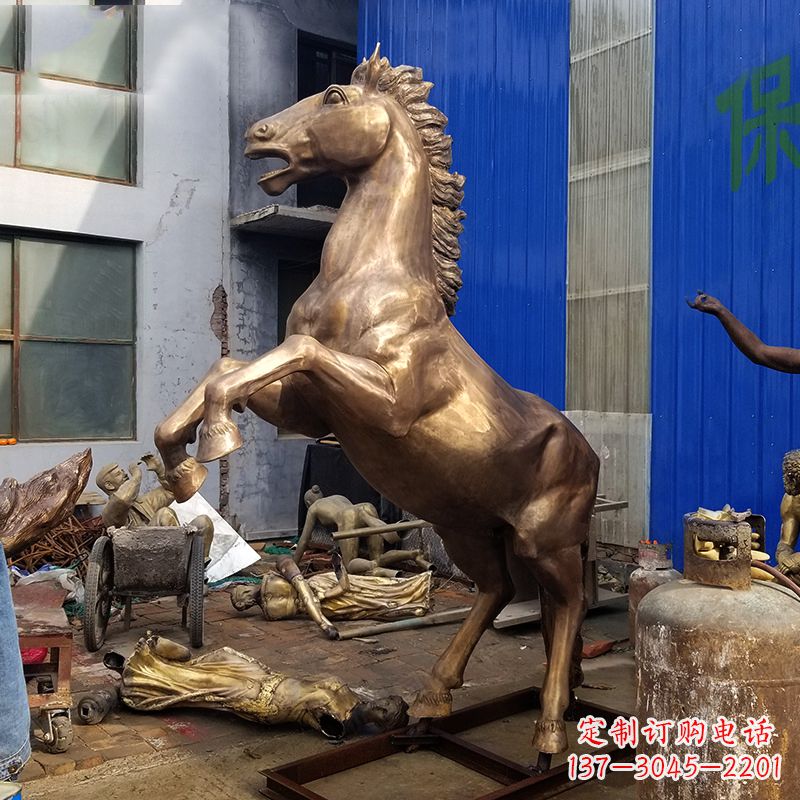 泸州高端手工黄铜马雕塑