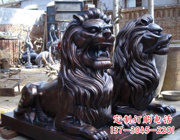 泸州浓郁艺术气息的精美铜雕狮子