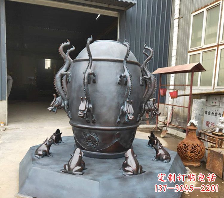 泸州浑天仪玻璃钢仿铜雕塑,活跃校园景观
