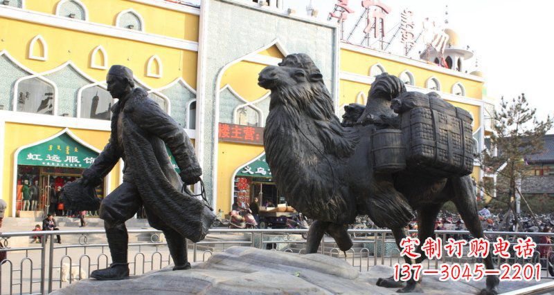 泸州骆驼铜雕,让新疆风情永传