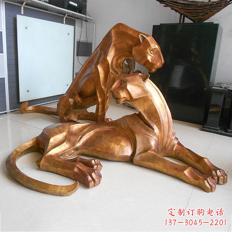 泸州草坪广场商场十二生肖铜雕豹塑