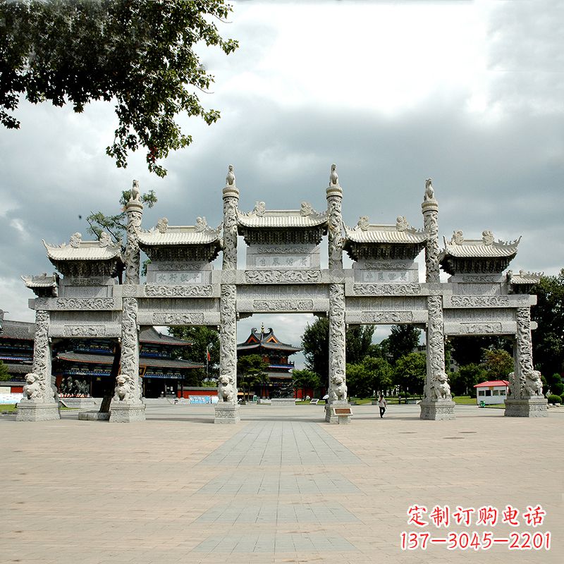 泸州景区大型五门石牌坊