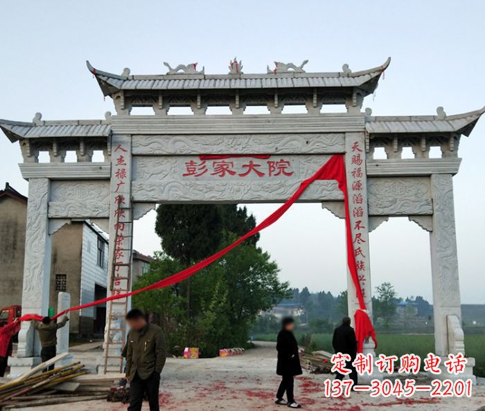 泸州中领雕塑:牌坊石雕精美纷呈