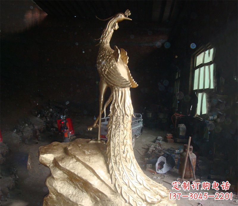 泸州精美制作的孔雀雕塑