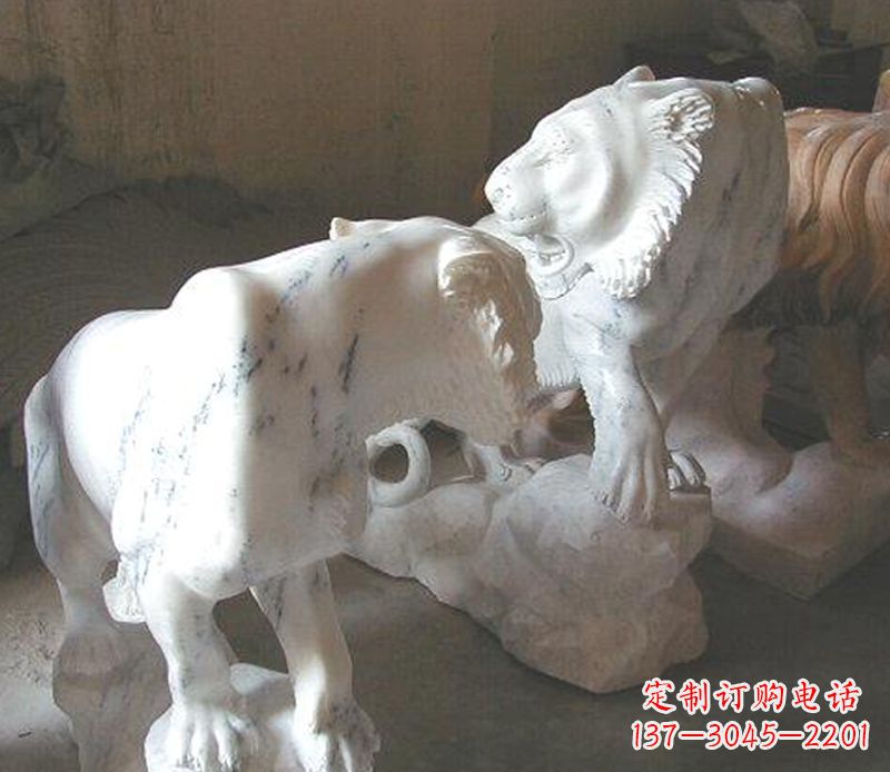 泸州领雕塑是一家专业的雕塑定制厂家,我们的老…