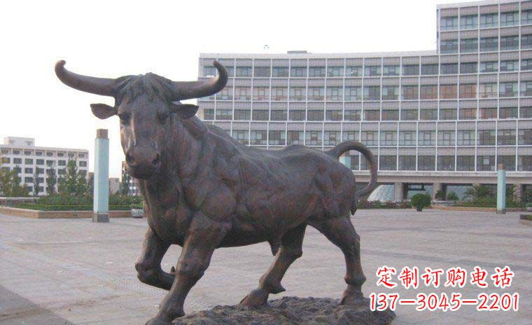 泸州老牛动物广场铜雕,专业定制精美动物雕塑