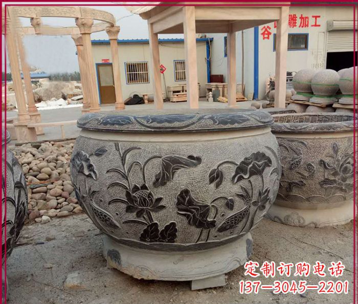 泸州中领雕塑:传承经典,水缸雕塑仿古圆水缸