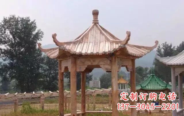 泸州营造古朴悠然的凉亭石雕
