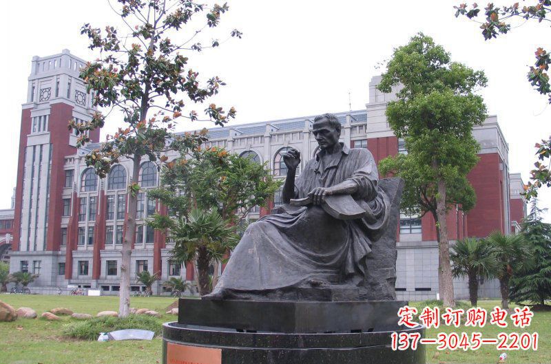 泸州卢梭西方名人铜雕由中领雕塑定制,是一款完…