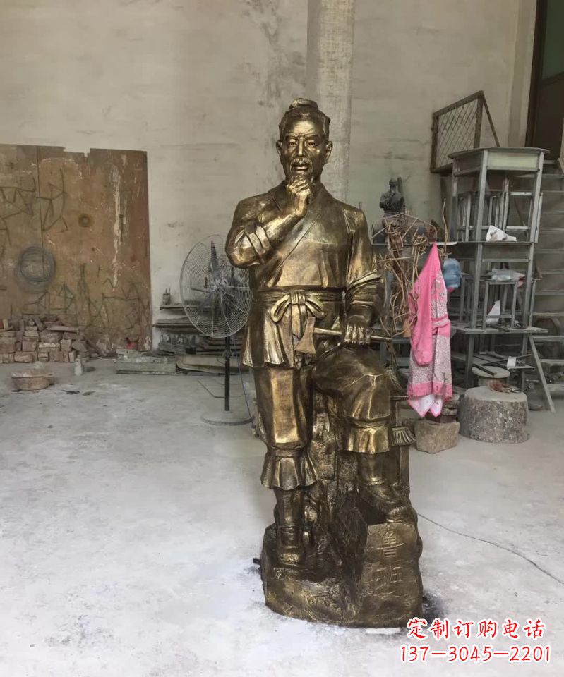 泸州精美鲁班古代人物雕塑