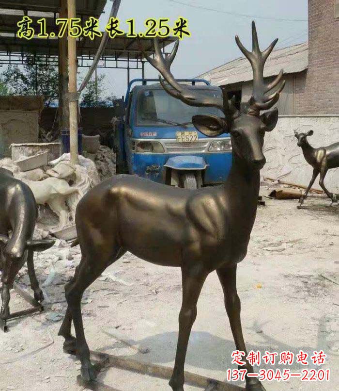 泸州艺术精美,高品质鹿铜雕塑