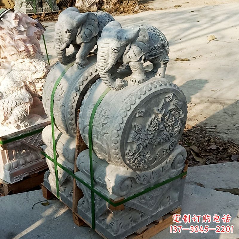 泸州为您的大门增添重量感-中领雕塑石雕貔貅
