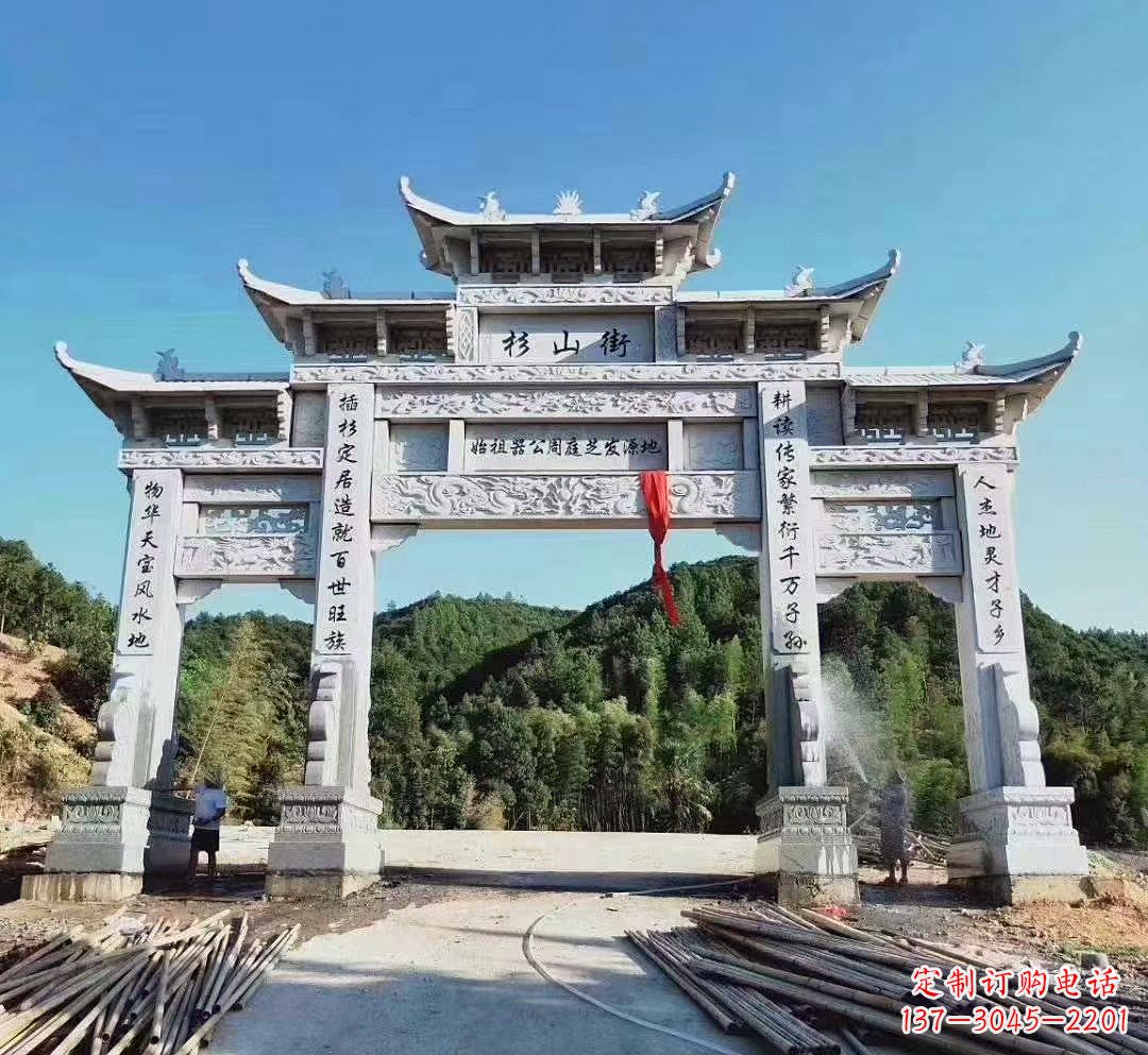 泸州中领雕塑:精美牌坊雕塑