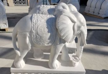 泸州看门石雕大象，精致雕塑工艺的经典之作