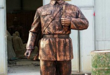 泸州雷锋铜雕，传承爱心精神