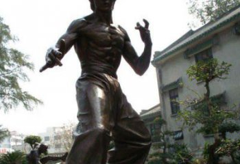 泸州忠实再现李小龙公园名人铜雕