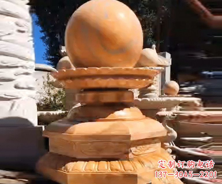 泸州喷泉里的石材雕塑
