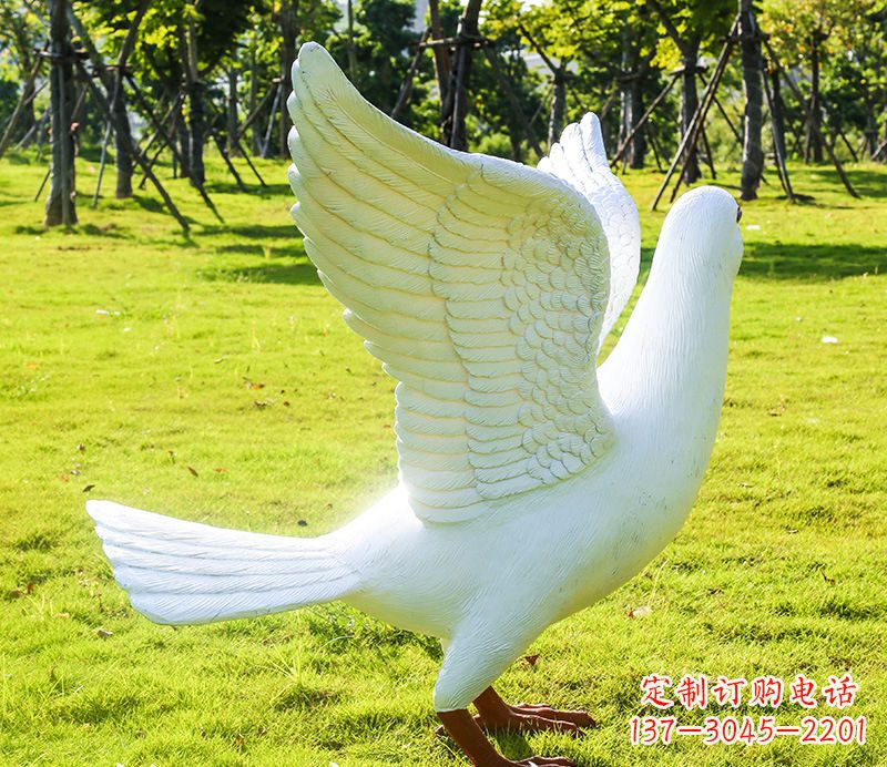 泸州以和平鸽为灵感,用雕塑记录世界和平