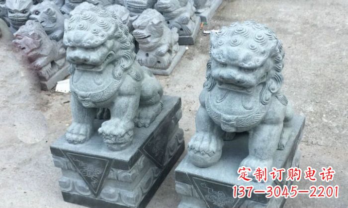泸州青石小狮子门口石雕,精美传统风格