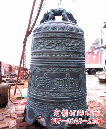 泸州精美历久弥新的青铜钟雕塑