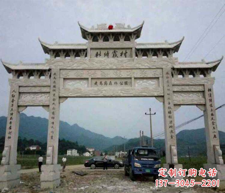 泸州三门牌坊石雕:细节讲究处处把精雕细琢