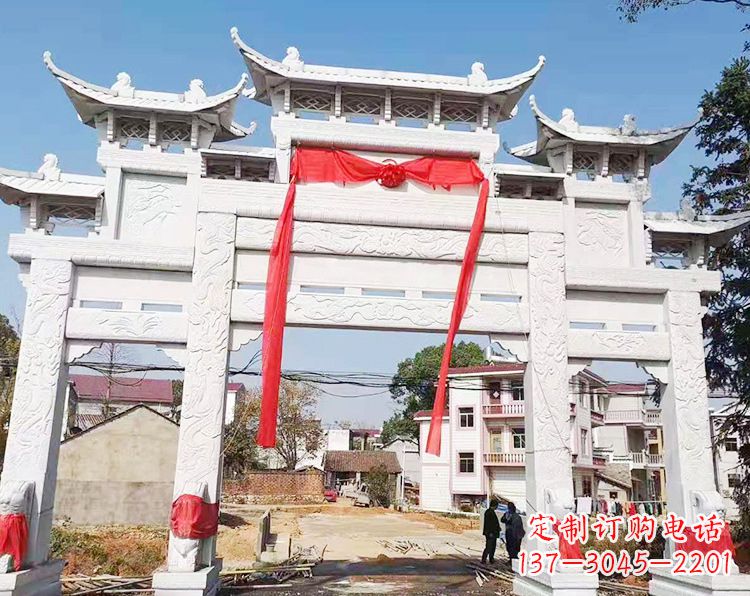 泸州三门三楼石雕牌坊:专业定制牌坊雕塑