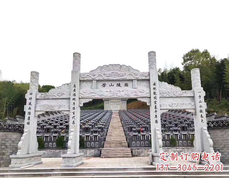 泸州精致雕刻的三门石牌坊雕塑