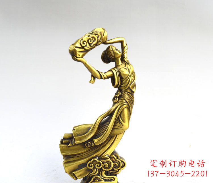 泸州传承古老神话的女娲雕塑
