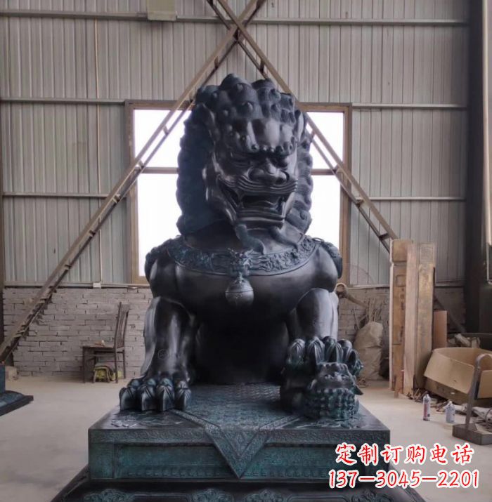 泸州中领雕塑狮子铜雕塑,壮丽展现王者之气!