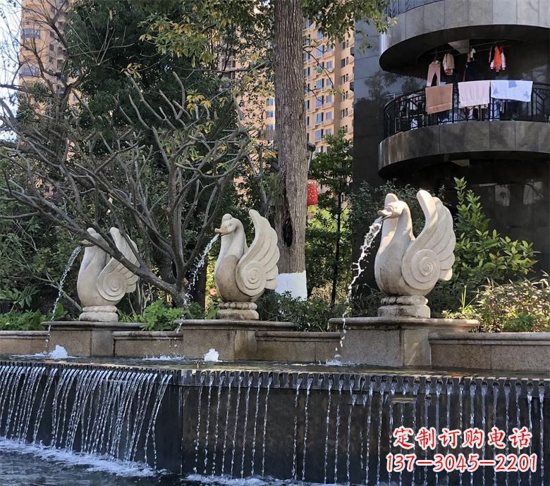 泸州石材喷水鹅 园林动物石雕景观摆放 水池石天鹅