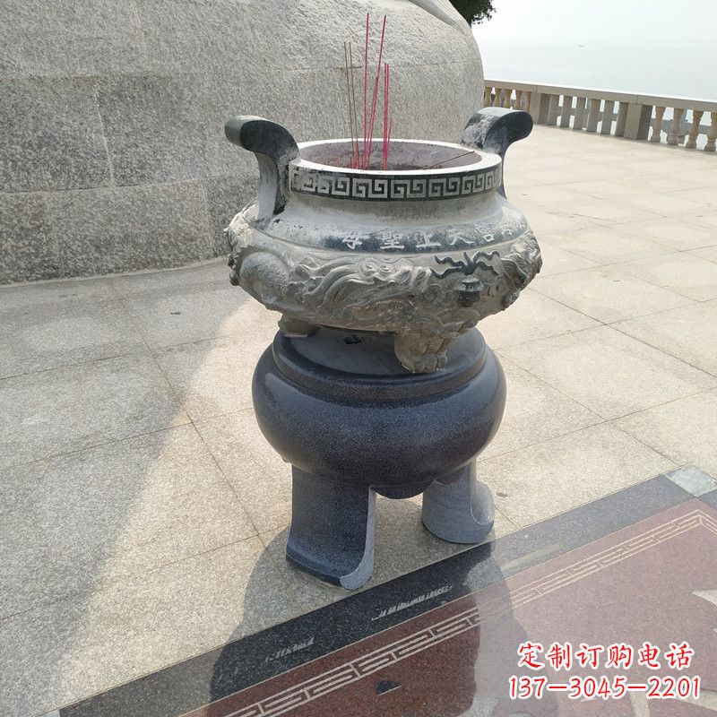泸州石雕圆香炉