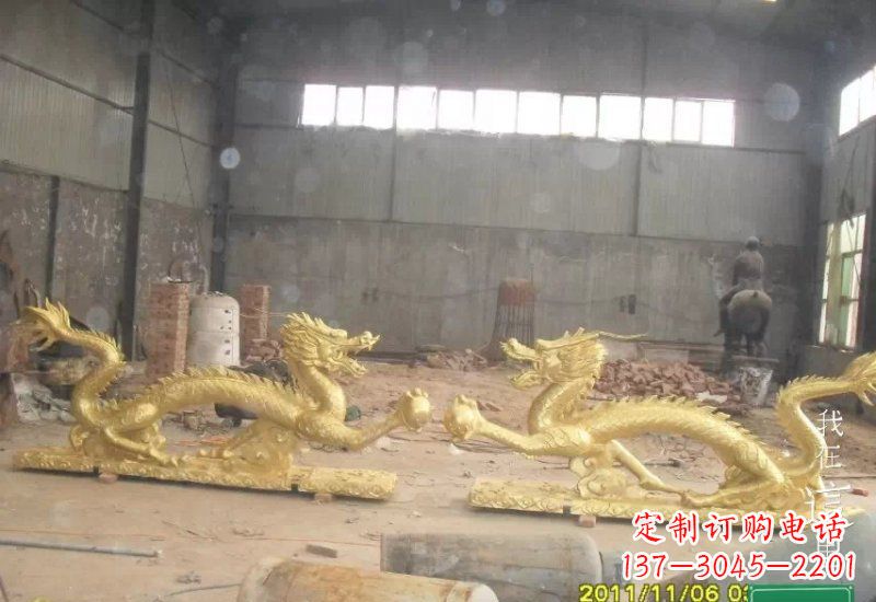 泸州双龙戏珠铜雕