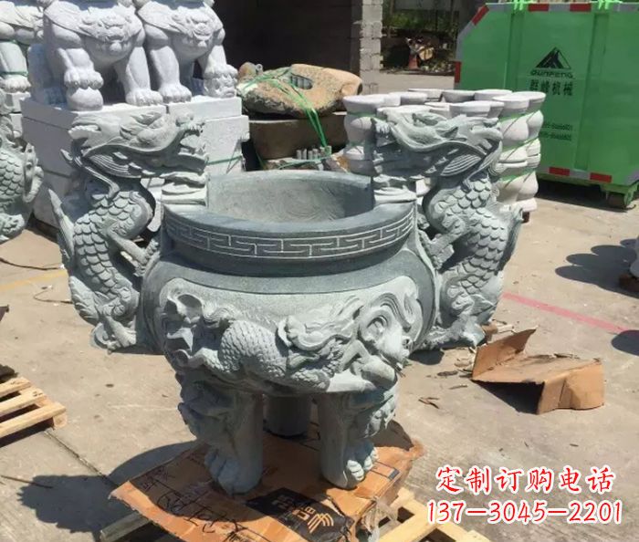 泸州寺庙景观青石龙头香炉石雕 (2)