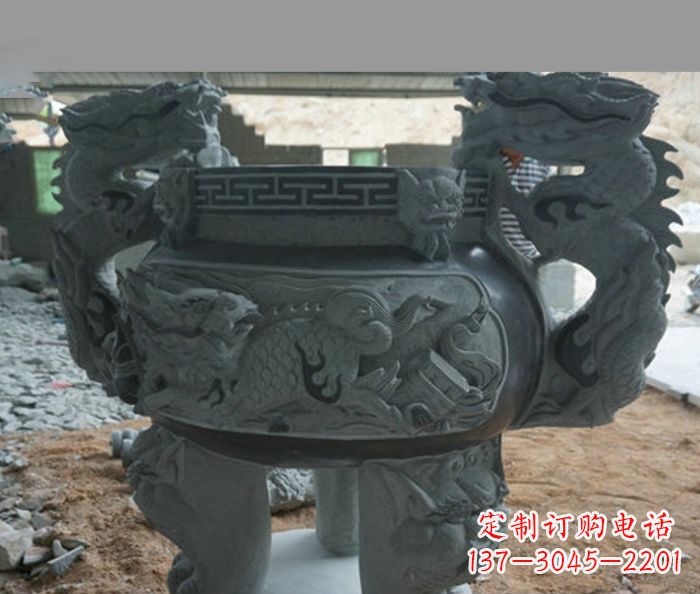 泸州寺庙景观青石龙头香炉石雕