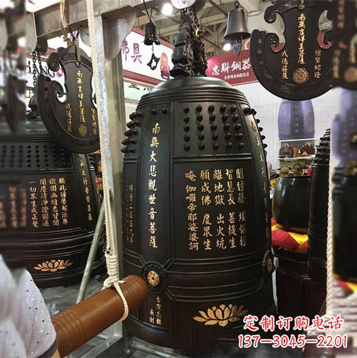 泸州寺院挂钟铜雕塑