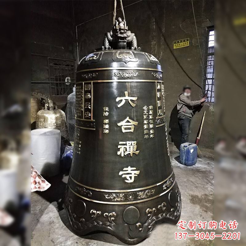 泸州寺院铸铜铜钟