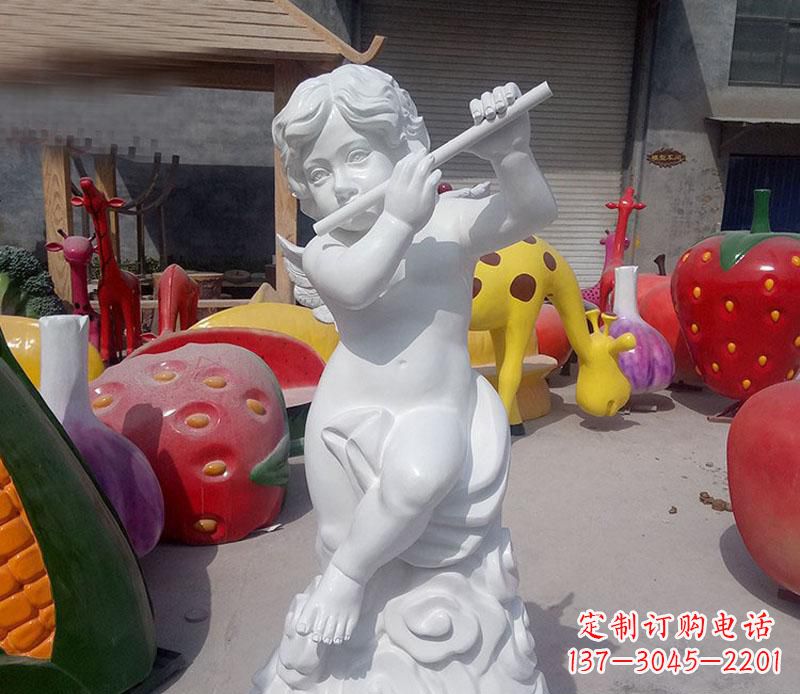 泸州天使吹笛人物石雕