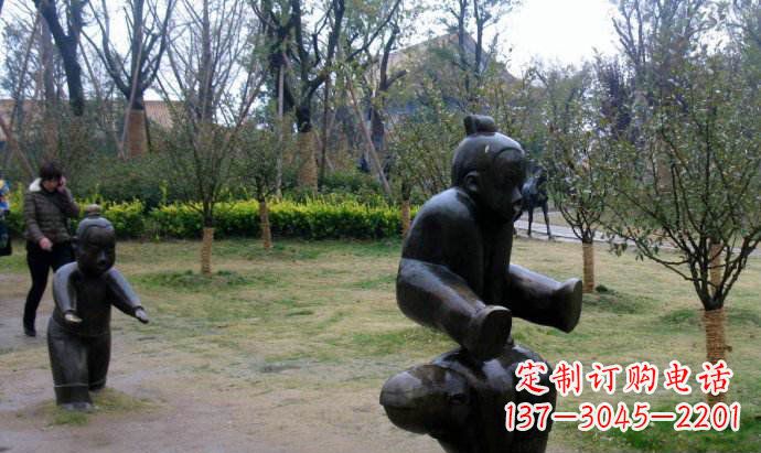 泸州跳山羊公园人物铜雕