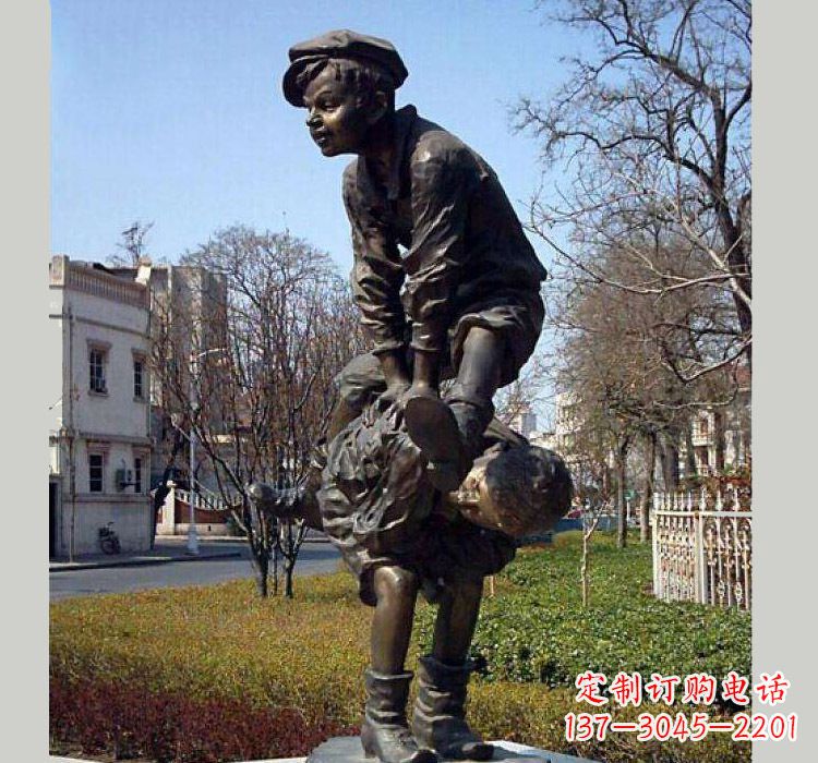 泸州跳山羊人物铜雕