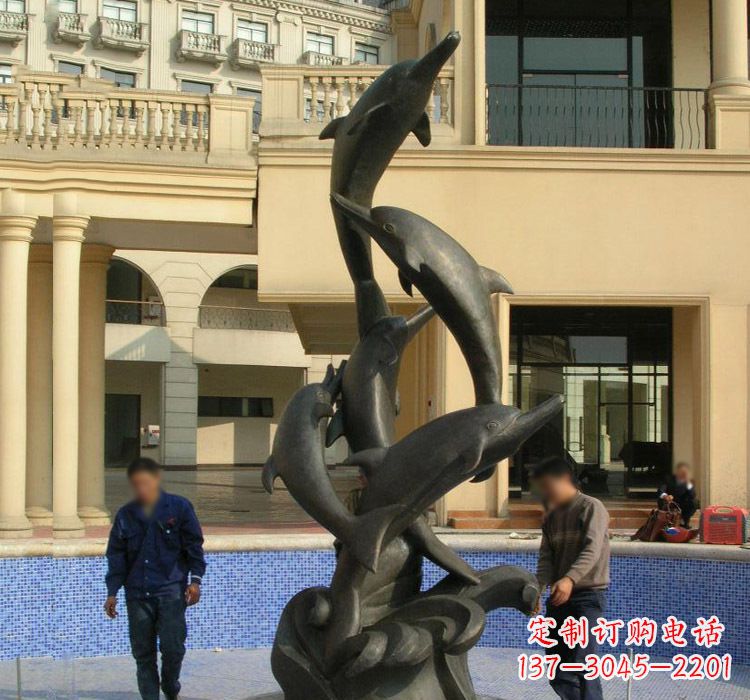 泸州跳跃海豚雕塑