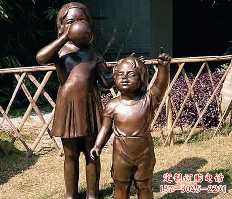 泸州铜雕吹气球儿童