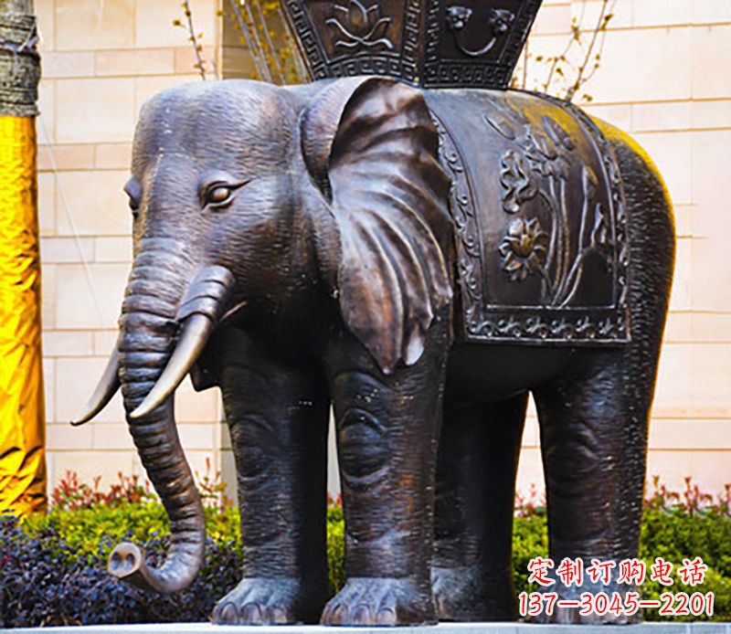 泸州铜雕大象