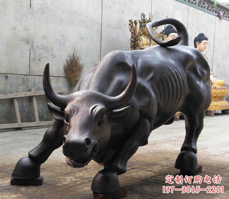 泸州铜雕广场华尔街动物牛 (2)