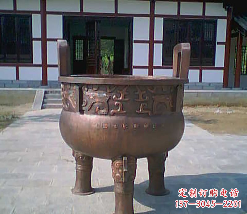 泸州铜雕广场圆形香炉